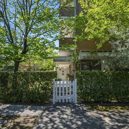 Residence Sea Бибионе Екстериор снимка