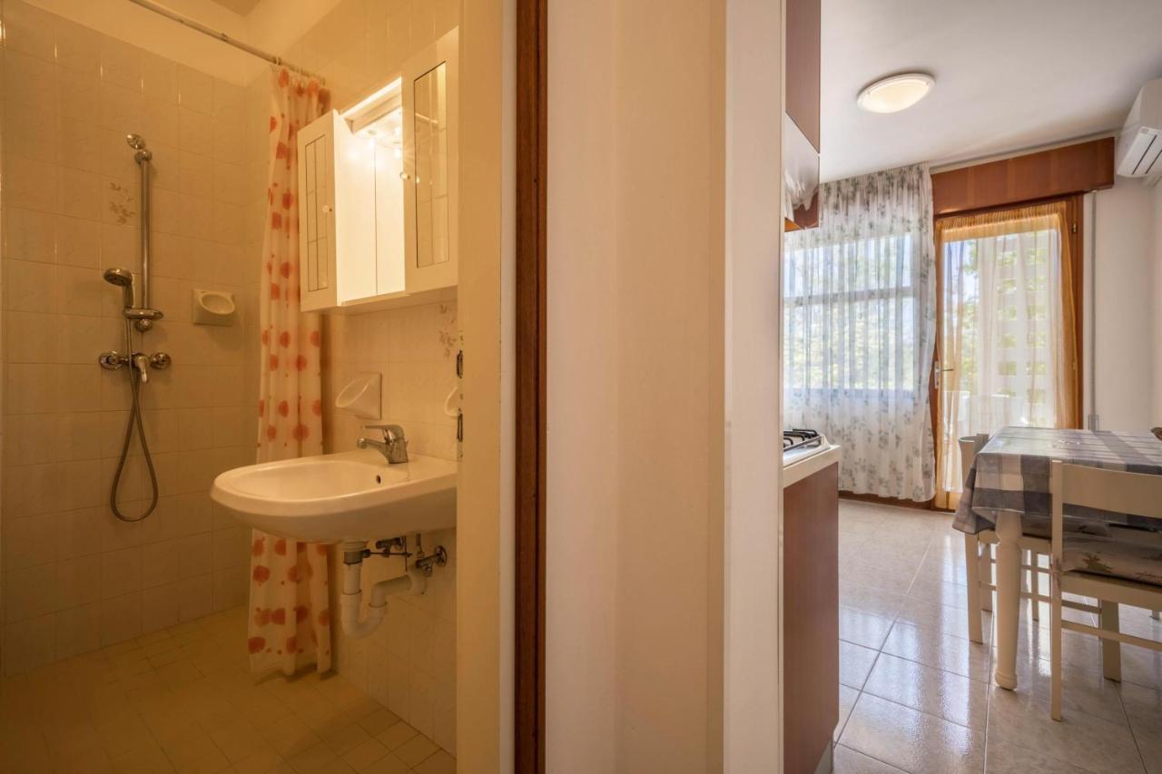 Residence Sea Бибионе Екстериор снимка
